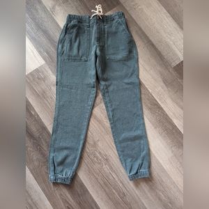 American Eagle pants
